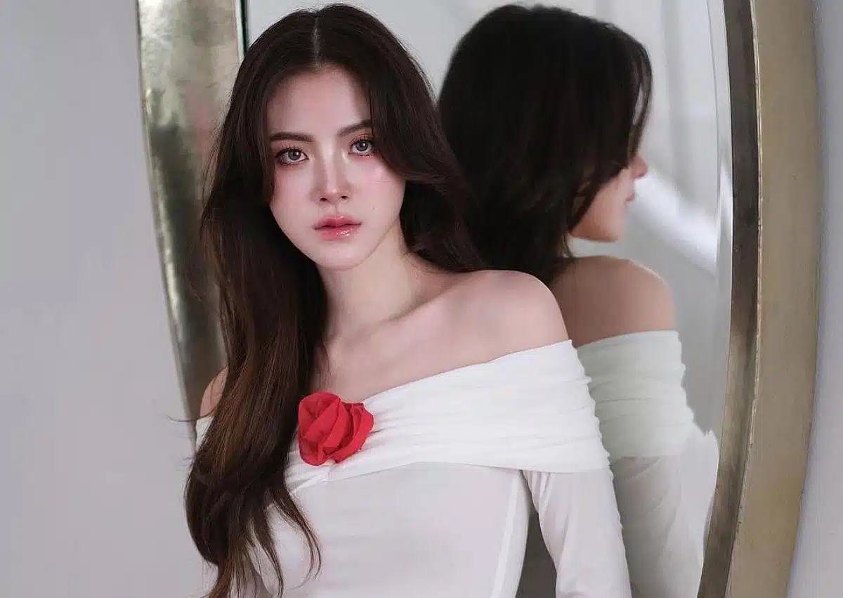 ใบเฟิร์น พิมพ์ชนก ภาพล่าสุด